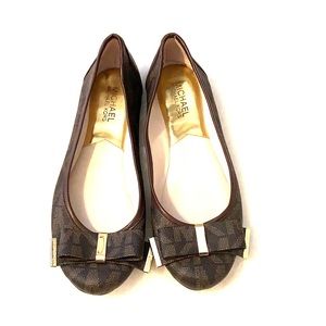 Michael Kors Flats.